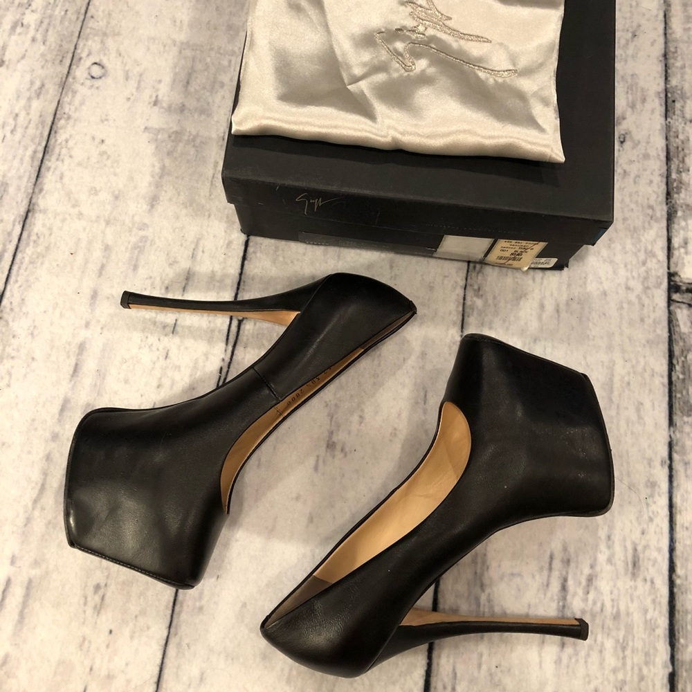 Giuseppe platforms US size 38
